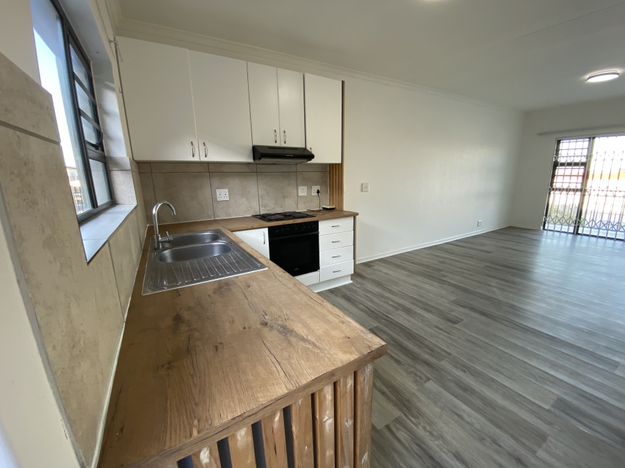 2 Bedroom Property for Sale in Parklands Western Cape